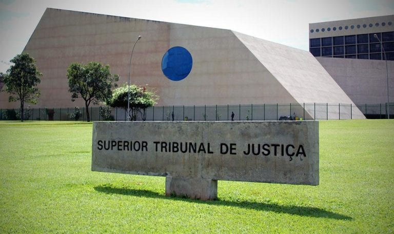 Produtores e distribuidoras querem barrar liminares que isentam metas do RenovaBio