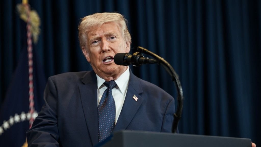 Petróleo fecha em alta com escalada de tensão entre EUA e Irã após fala de Trump